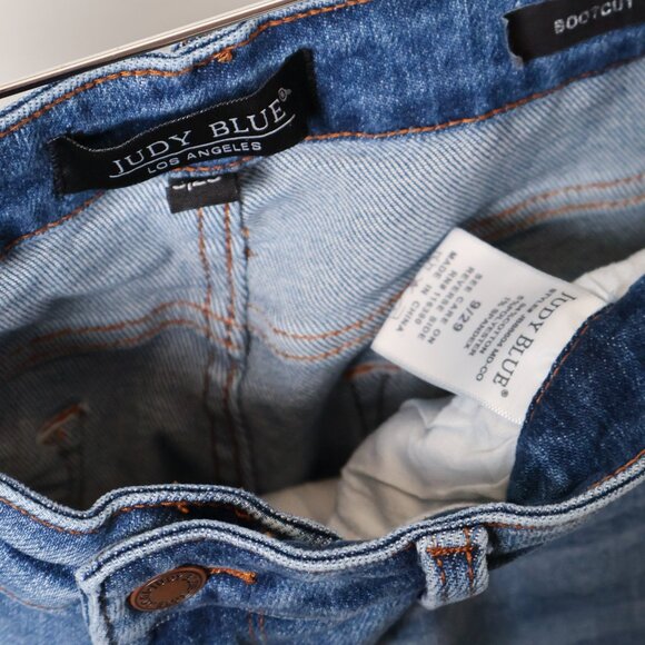 Judy Blue Jeans - Picture 5 of 7